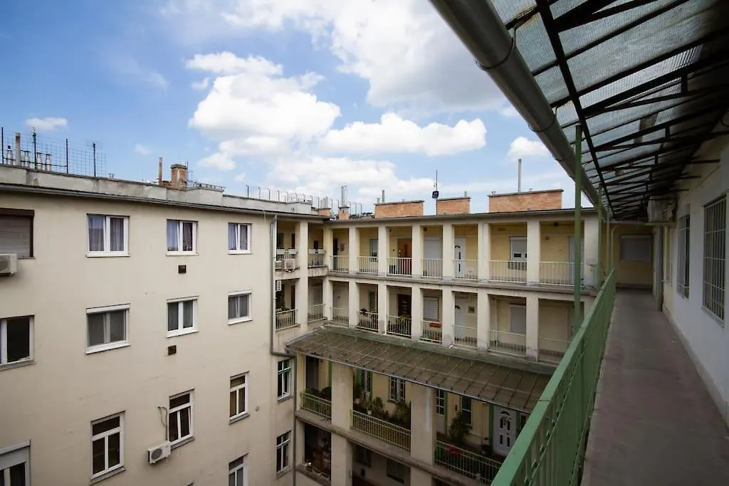 Marvany Deluxe Apartman On The Elit Buda Side By Newave Apartments Budapest
