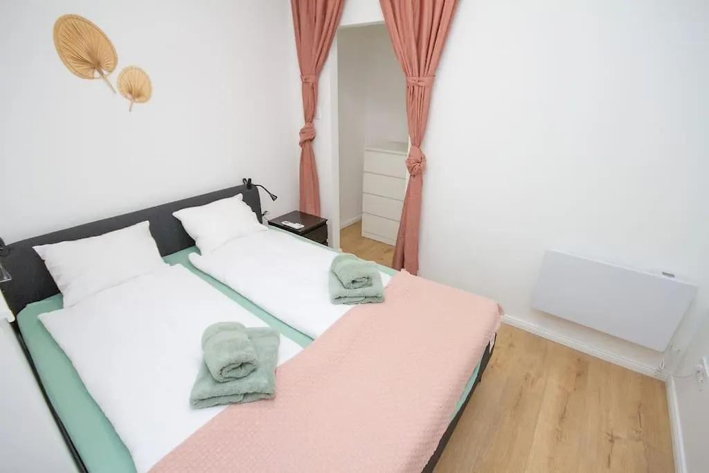 Marvany Deluxe Apartman On The Elit Buda Side By Newave Apartments Budapest