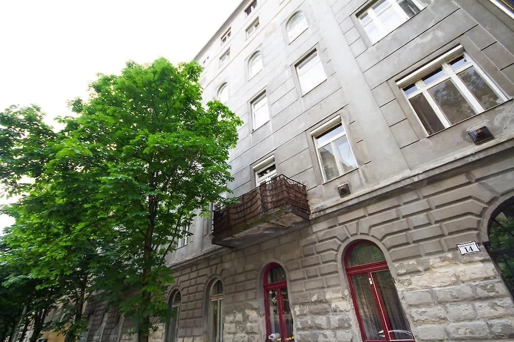 Marvany Deluxe Apartman On The Elit Buda Side By Newave Apartments Budapest