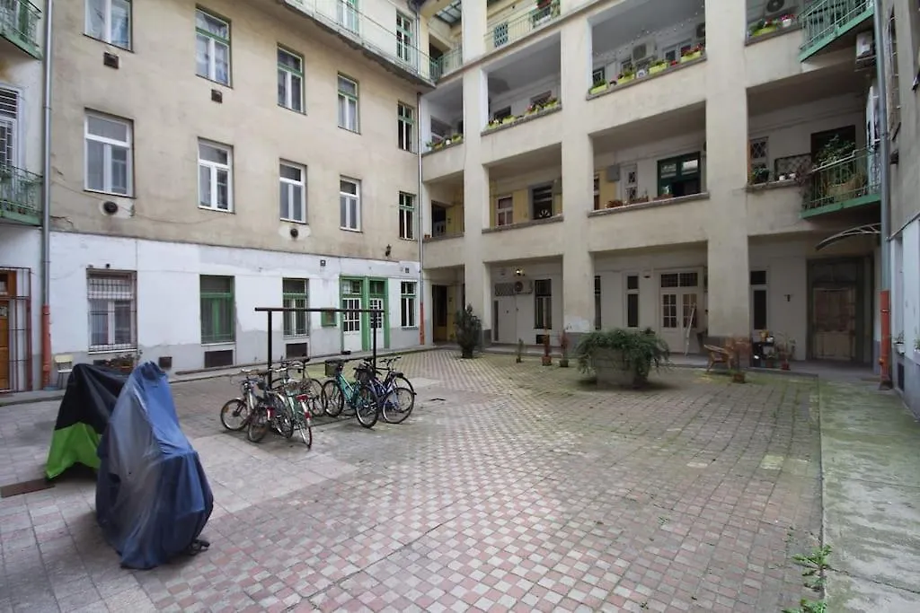 Marvany Deluxe Apartman On The Elit Buda Side By Newave Apartments Budapest